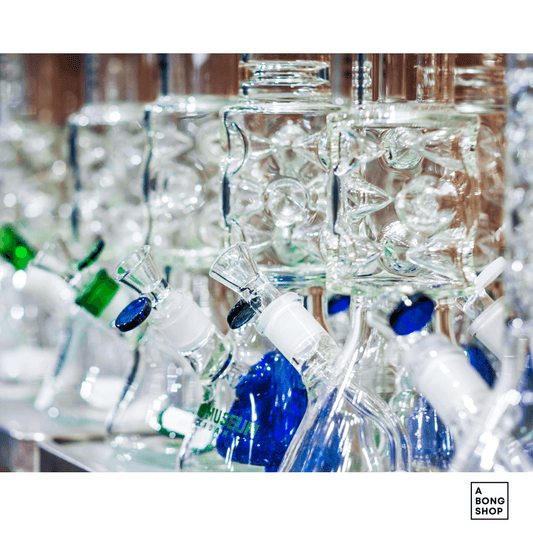 Ultimate Guide to Choosing the Best Bong 2025: Top 10 Bongs for Every Budget and Style