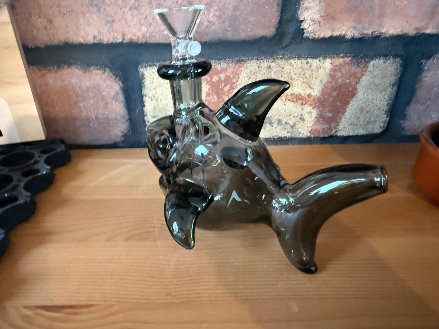 Handcrafted Shark Shaped Glass Bong Compact | 14.5 mm